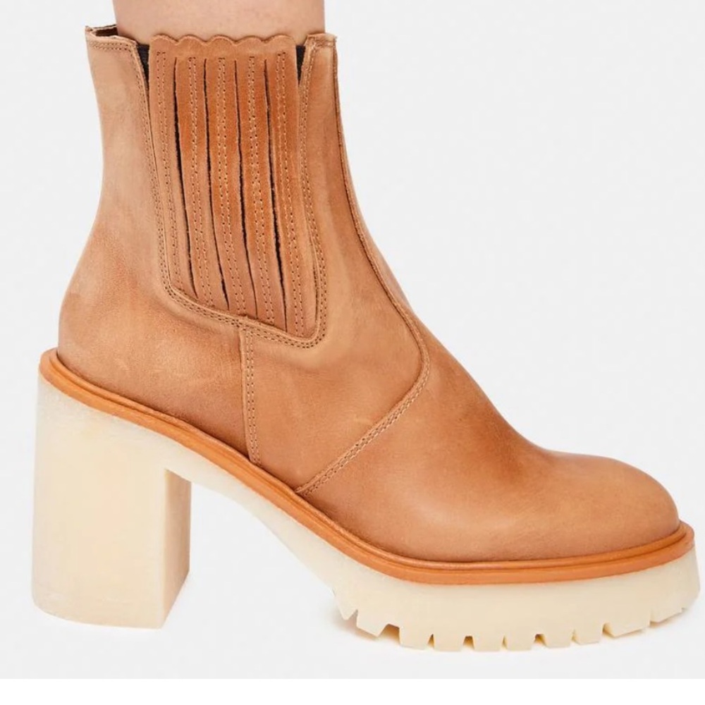 Free People Chunky Heel Tan Leather Boots - Picture 2 of 8